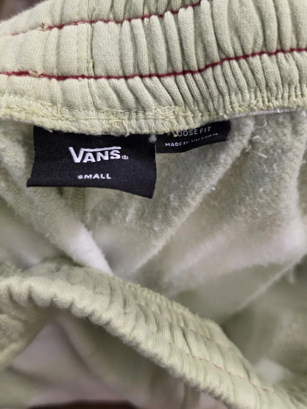 Vans Loose-Fit Draw-String Shorts / Men's Size Small